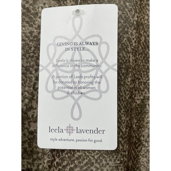 By Together Wrap Top Size Small Snake Crochet Long Sleeve Biege Tan Neutral NEW - Picture 4 of 8